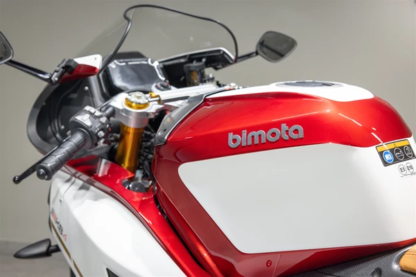 Bimota KB 4 (rot) - Bild 3