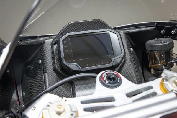 Bimota KB 4 (rot) - Bild 7