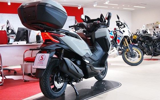 Neufahrzeug Honda Forza 350 - Bild 3 Neufahrzeug Honda Forza 350 - Bild 3