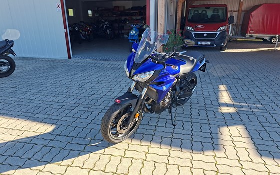Gebrauchtmotorrad Yamaha Tracer 700 - Bild 2 Gebrauchtmotorrad Yamaha Tracer 700 - Bild 2