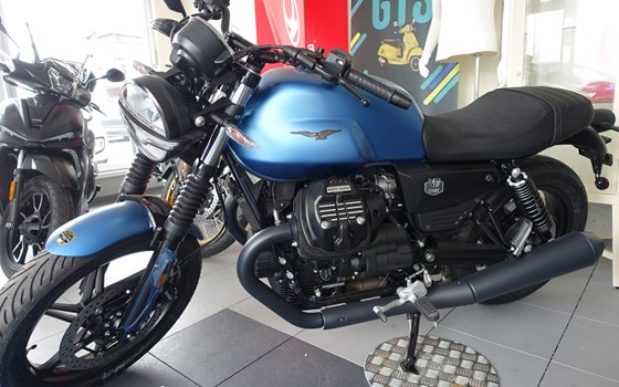 Neufahrzeug Moto Guzzi V7 Stone - Bild 1