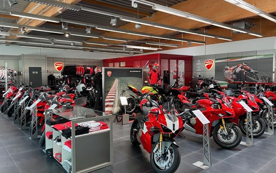 Neufahrzeug Ducati Panigale V4 S - Bild 10
