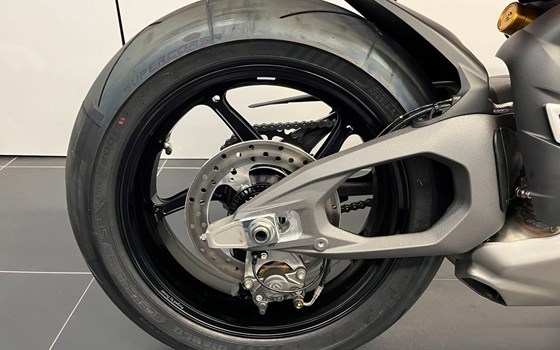 Neufahrzeug Ducati Panigale V4 S - Bild 6