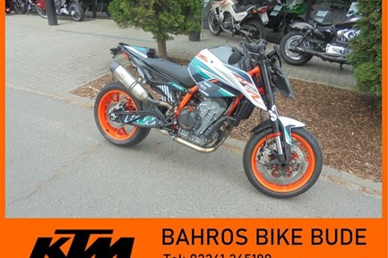KTM 890 Duke R