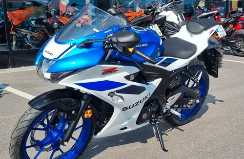 Neumotorrad Suzuki GSX-R125