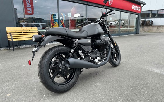 Neufahrzeug Moto Guzzi V7 Stone - Bild 7