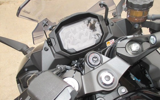 Neufahrzeug Kawasaki Ninja 1100SX SE - Bild 9