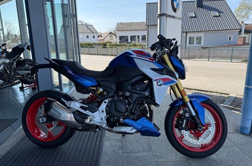 BMW F 900 R