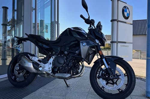BMW F 900 R