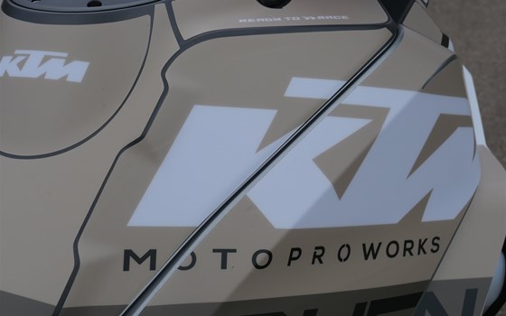 Neufahrzeug KTM 1290 Super Adventure S - Bild 13