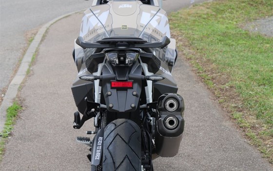 Neufahrzeug KTM 1290 Super Adventure S - Bild 9