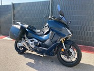 Honda Forza 750