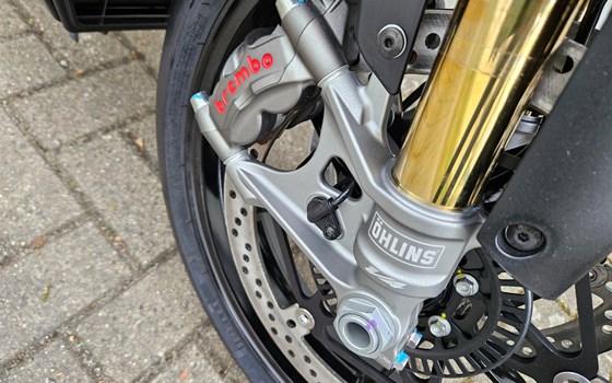 Gebrauchtmotorrad Aprilia Tuono V4 1100 Factory - Bild 4