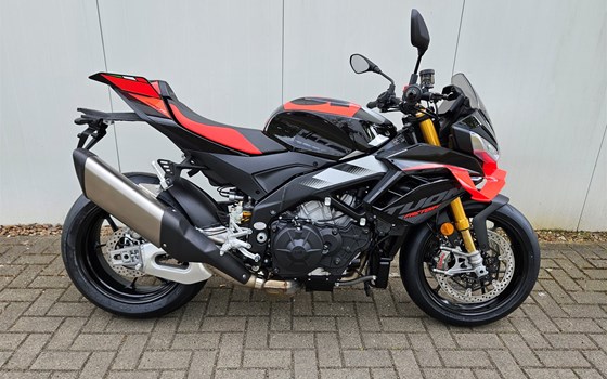 Gebrauchtmotorrad Aprilia Tuono V4 1100 Factory - Bild 8