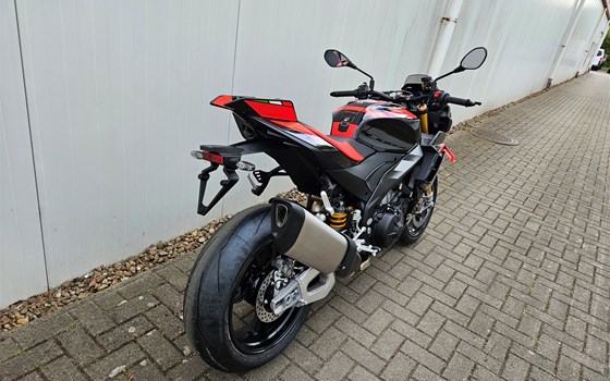 Gebrauchtmotorrad Aprilia Tuono V4 1100 Factory - Bild 6