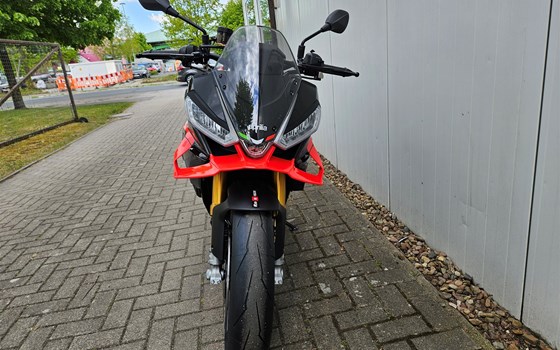 Gebrauchtmotorrad Aprilia Tuono V4 1100 Factory - Bild 5