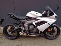 Gebrauchtmotorrad Triumph Daytona 660