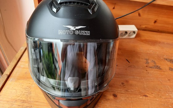 Gebrauchtmotorrad Moto Guzzi Breva 750 - Bild 3 Gebrauchtmotorrad Moto Guzzi Breva 750 - Bild 3