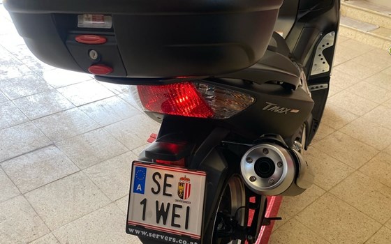 Gebrauchtmotorrad Yamaha TMAX Tech MAX - Bild 4 Gebrauchtmotorrad Yamaha TMAX Tech MAX - Bild 4