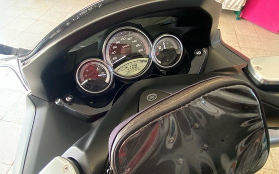 Gebrauchtmotorrad Yamaha TMAX Tech MAX - Bild 7 Gebrauchtmotorrad Yamaha TMAX Tech MAX - Bild 7