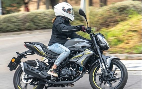 Neufahrzeug Benelli BN 125 - Bild 1