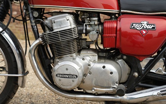 Gebrauchtmotorrad Honda CB 750 F - Bild 10