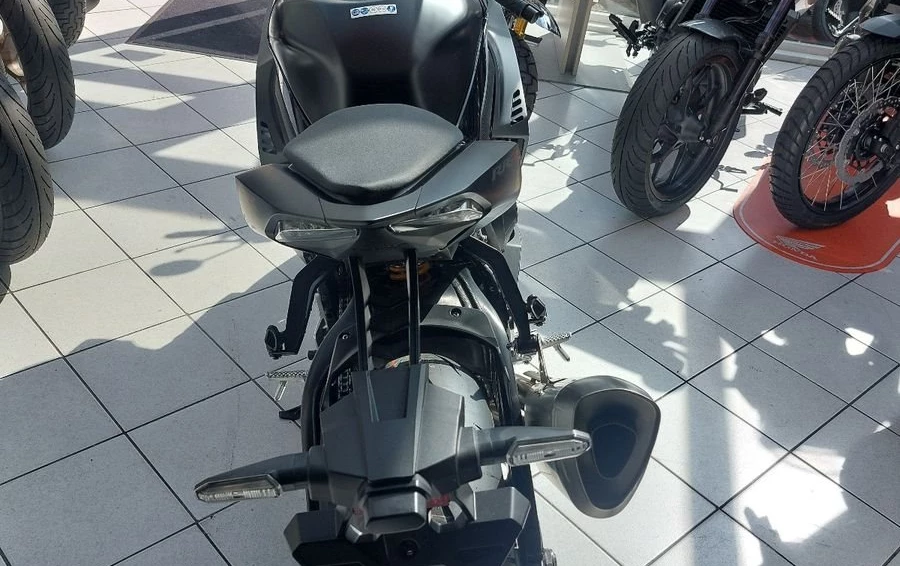 Offer Honda CBR1000RR-R Fireblade SP Bild 4: Offer Honda CBR1000RR-R Fireblade SP