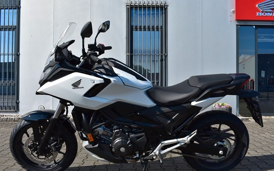 Gebrauchtmotorrad Honda NC750X - Bild 1