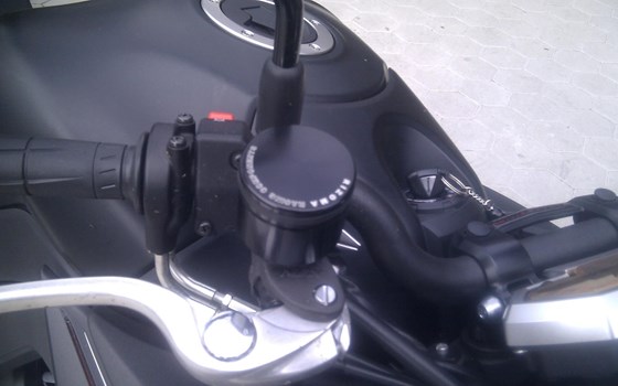 Gebrauchtmotorrad Kawasaki Z1000 - Bild 7