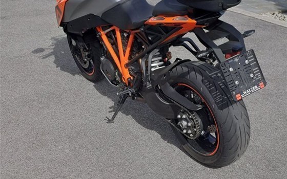 Gebrauchtmotorrad KTM 1290 Super Duke GT - Bild 6 Gebrauchtmotorrad KTM 1290 Super Duke GT - Bild 6