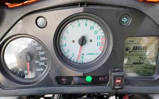 Gebrauchtmotorrad Honda VFR 800 F - Bild 13 Gebrauchtmotorrad Honda VFR 800 F - Bild 13