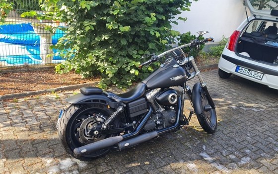 Gebrauchtmotorrad Harley-Davidson Dyna Street Bob FXDB - Bild 2