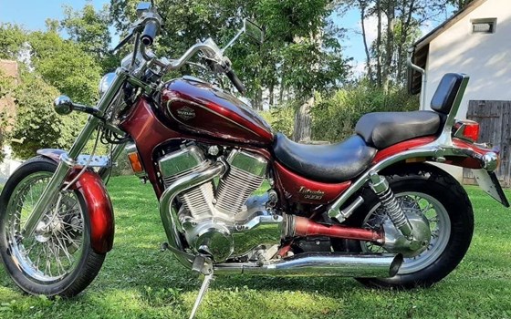 Gebrauchtmotorrad Suzuki VS 1400 GLP Intruder - Bild 2 Gebrauchtmotorrad Suzuki VS 1400 GLP Intruder - Bild 2