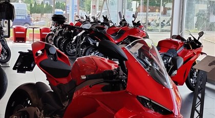 Neumotorrad Ducati Panigale V4