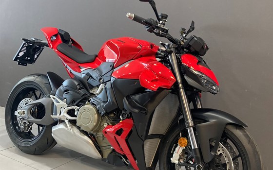 Neufahrzeug Ducati Streetfighter V4 - Bild 1 Neufahrzeug Ducati Streetfighter V4 - Bild 1