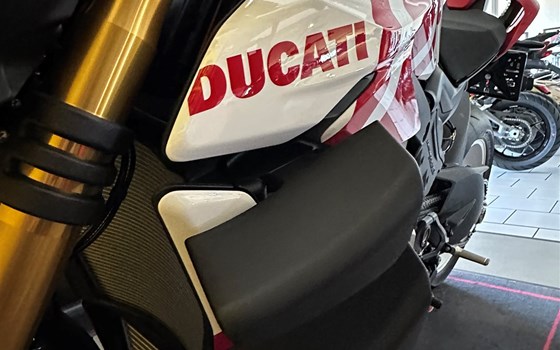 Neufahrzeug Ducati Streetfighter V4 S - Bild 8 Neufahrzeug Ducati Streetfighter V4 S - Bild 8