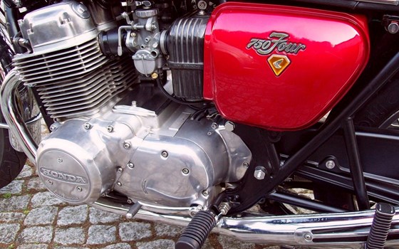 Gebrauchtmotorrad Honda CB 750 - Bild 8
