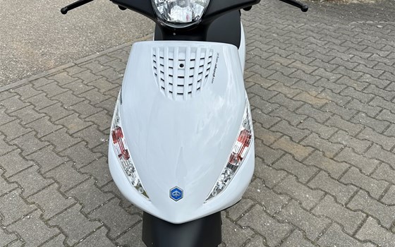 Neufahrzeug Piaggio ZIP S 50 - Bild 3 Neufahrzeug Piaggio ZIP S 50 - Bild 3