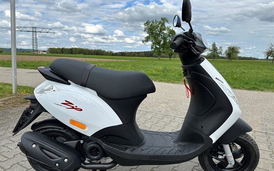 Neufahrzeug Piaggio ZIP S 50 - Bild 1 Neufahrzeug Piaggio ZIP S 50 - Bild 1