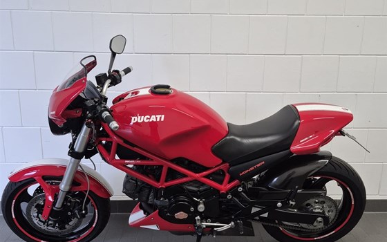 Gebrauchtmotorrad Ducati Monster 695 - Bild 12