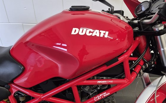 Gebrauchtmotorrad Ducati Monster 695 - Bild 7