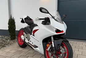 Ducati Panigale V2