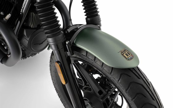 Gebrauchtmotorrad Moto Guzzi V7 Stone Centenario - Bild 10 Gebrauchtmotorrad Moto Guzzi V7 Stone Centenario - Bild 10