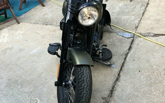 Gebrauchtmotorrad Harley-Davidson Softail Slim S - Bild 5