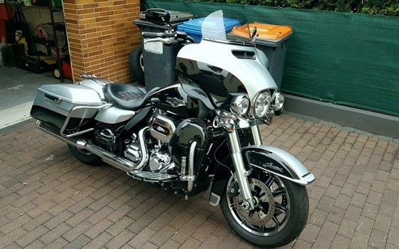 Gebrauchtmotorrad Harley-Davidson Touring Electra Glide Ultra Limited FLHTK - Bild 1