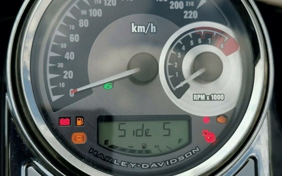 Gebrauchtmotorrad Harley-Davidson Road King Police FLHP - Bild 6