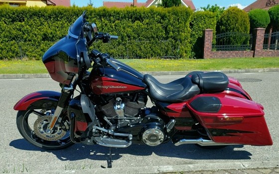 Gebrauchtmotorrad Harley-Davidson CVO Street Glide FLHXSE - Bild 2
