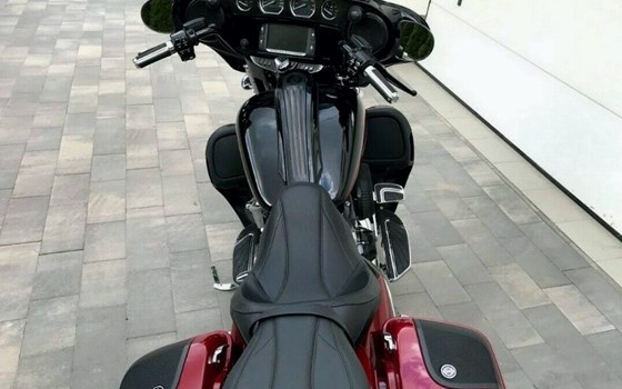 Gebrauchtmotorrad Harley-Davidson CVO Street Glide FLHXSE - Bild 9