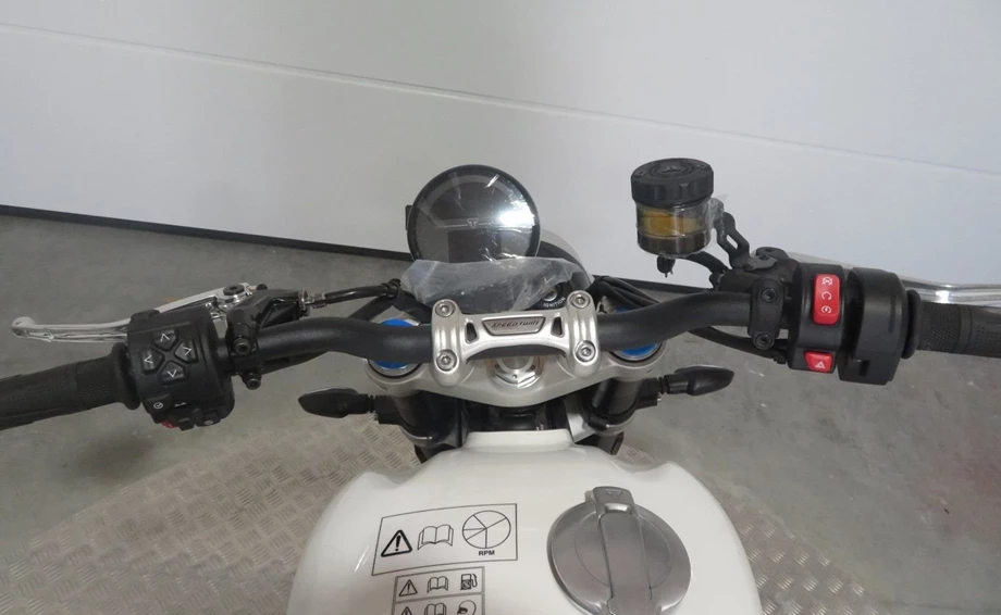 Angebot Triumph Speed Twin 1200 Bild 2: Angebot Triumph Speed Twin 1200