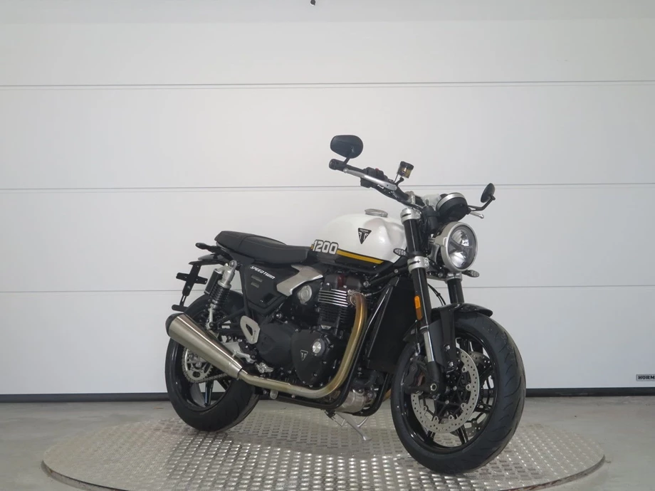 Angebot Triumph Speed Twin 1200 Bild 3: Angebot Triumph Speed Twin 1200